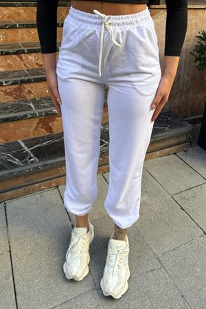 Kadın Beyaz Lastikli Bel Bağcıklı Jogger Eşofman Altı – Rahat Kesim Pamuksu Doku